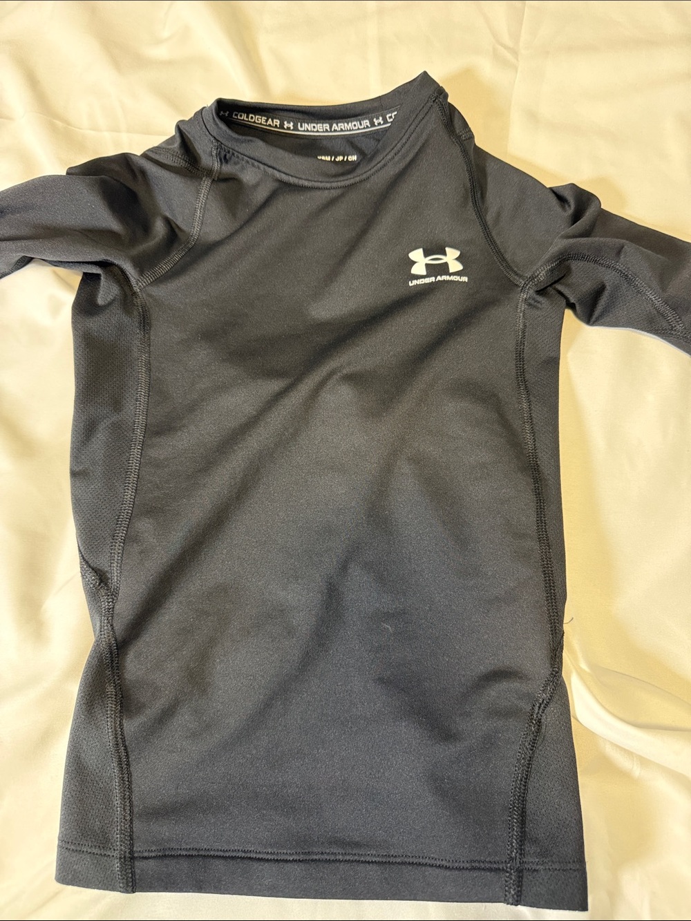 Boys Under Armour Kids Black ColdGear Size Yth Sm (8)
